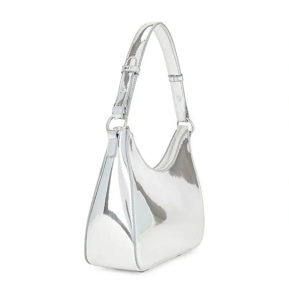 Revolve It Girl Shoulder Bag - Picture 2 of 8